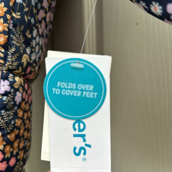 NWT Carters Brand Hooded Snow Suit Floral Size 6-9 Months - Picture 3 of 8